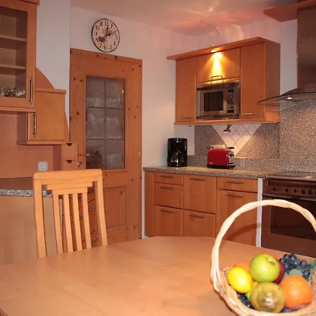 Evashome Apartment *